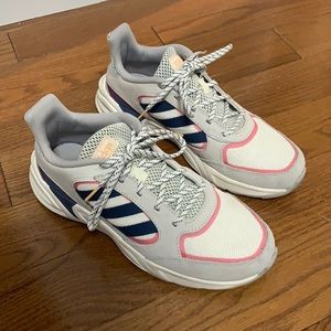 Adidas cloud foam shoes